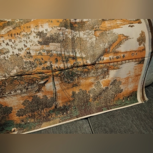 Elegant Cashmere Shawl - Picture 11 of 11